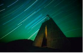 FIGURE 40: CHARLES ROSS, THE SOLAR PYRAMID, NEW MEXICO.  ONE HOUR TIME LAPSE OF STARS